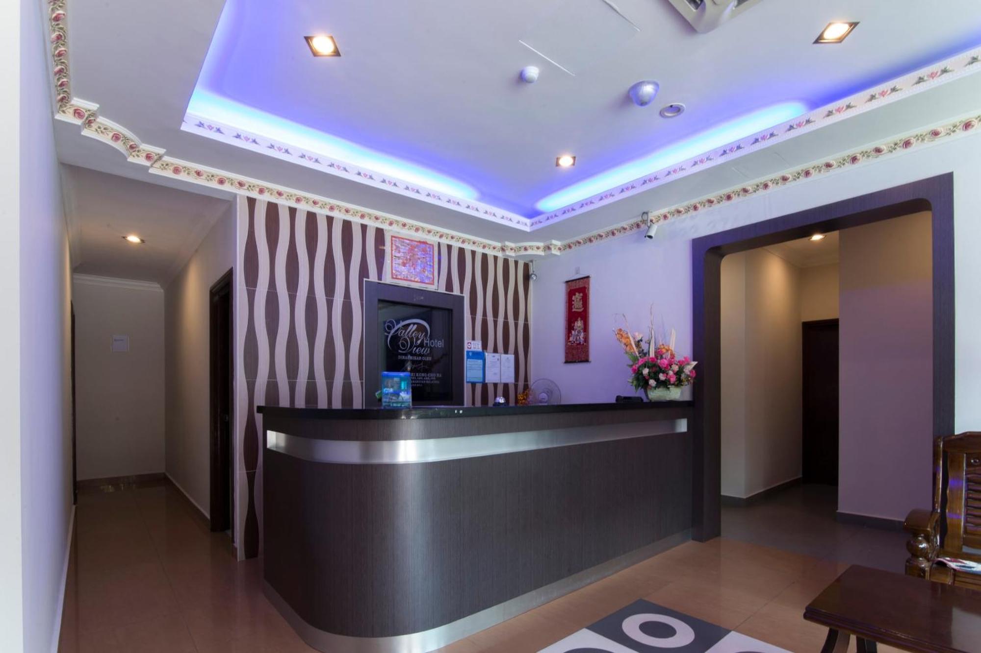 Valley View Hotel Lumut Buitenkant foto